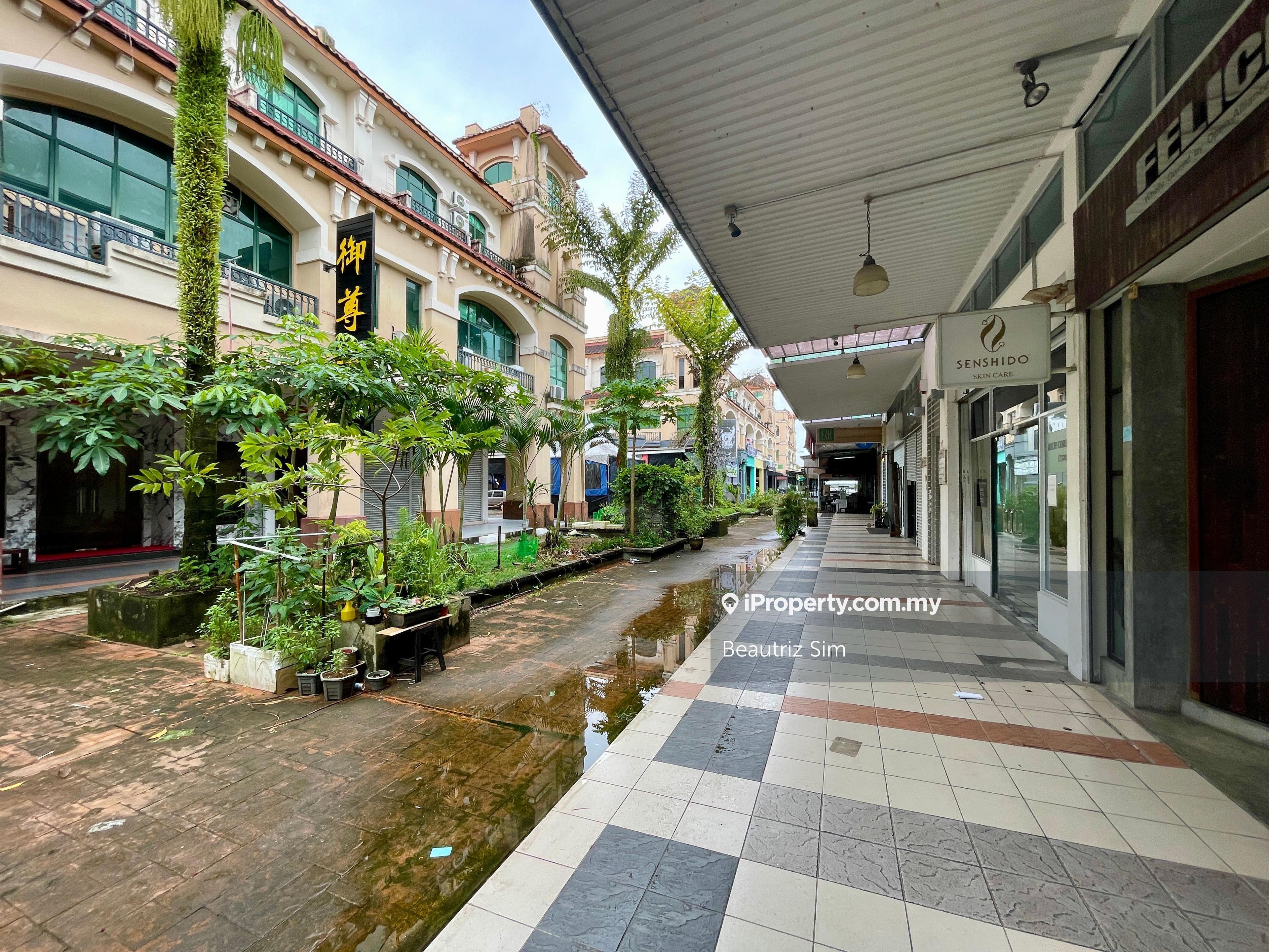 3-storey Shophouse with rental income in a prime neighbourhood 