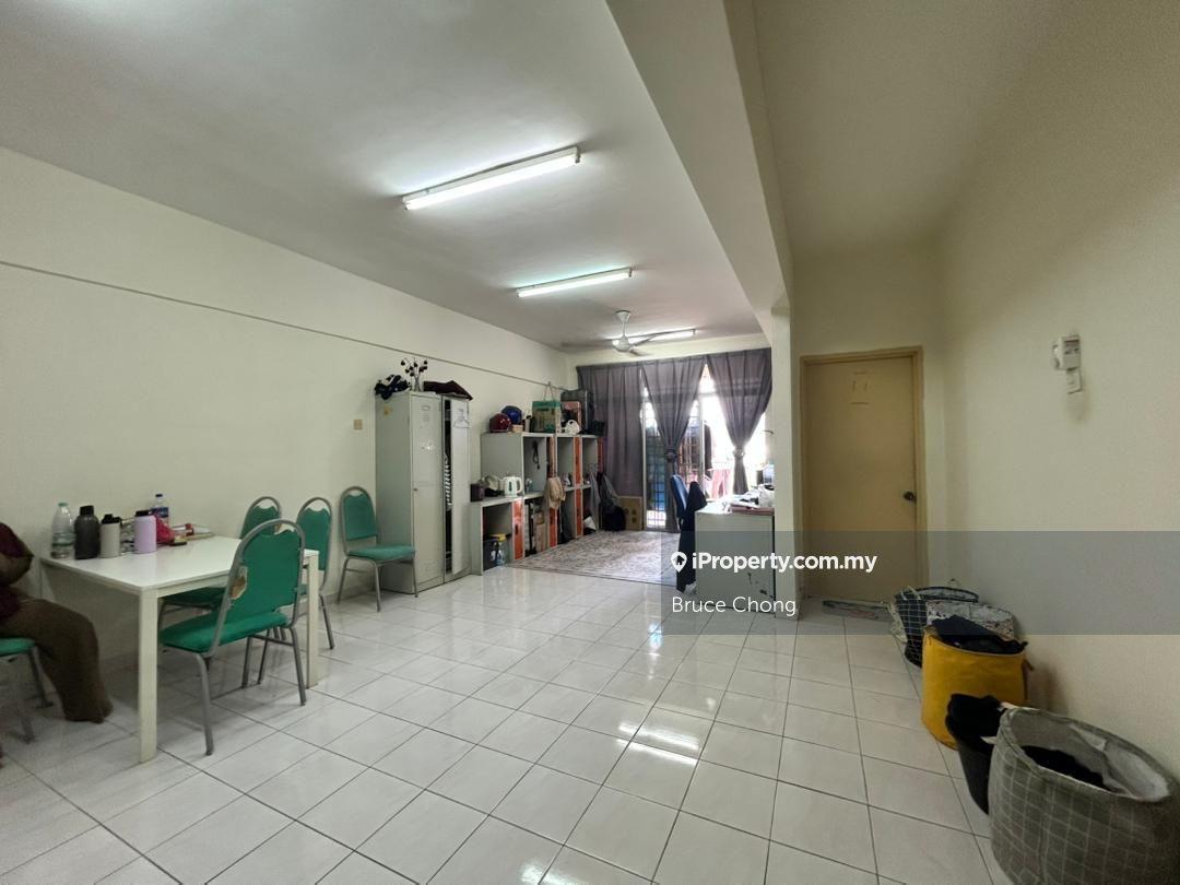 Wangsa Maju Metroview  Rm360,000 Nice Condition. 3 Room 2 Bathroom 