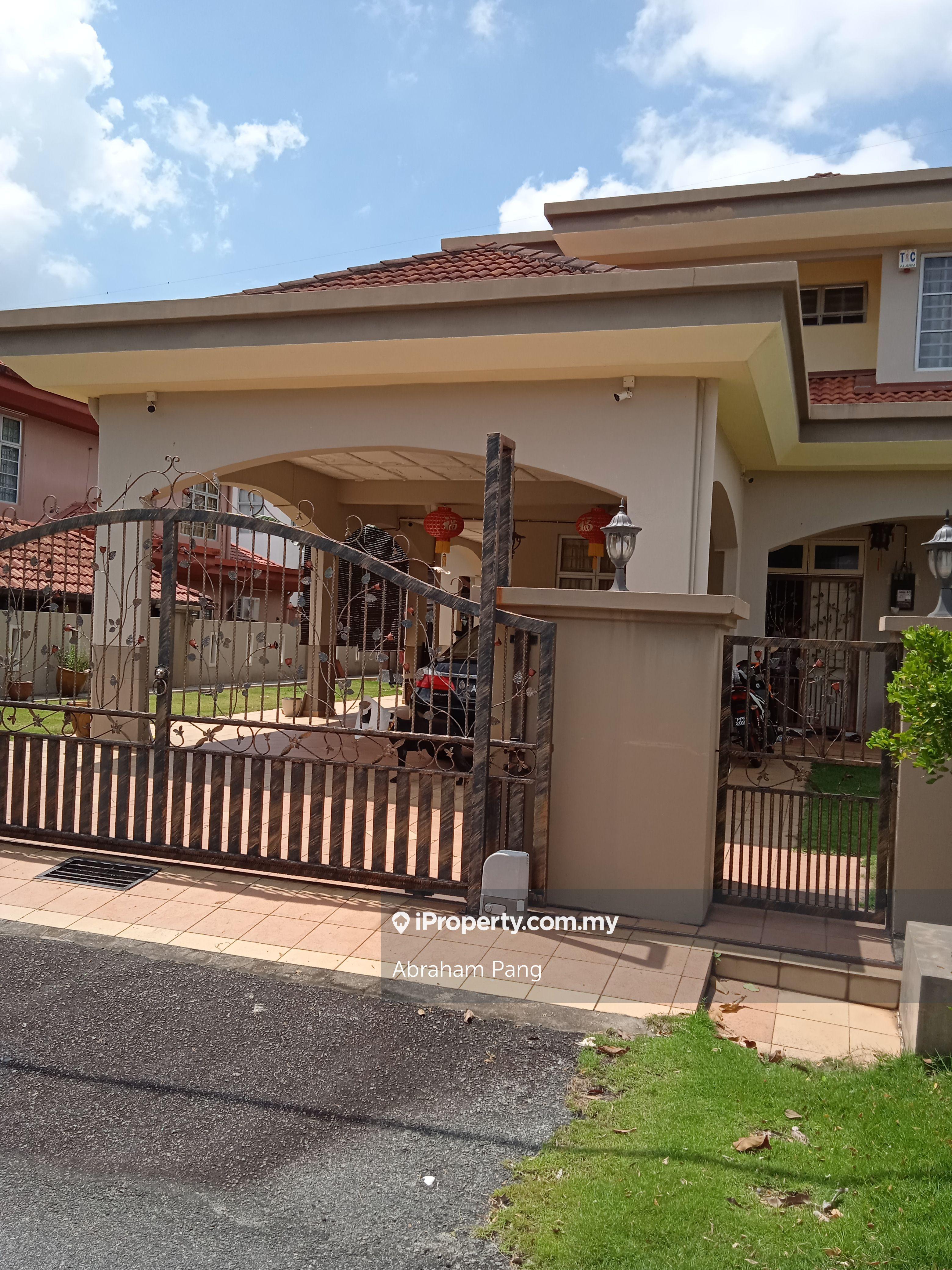 Rasah Kemayan Bungalow House For Sale