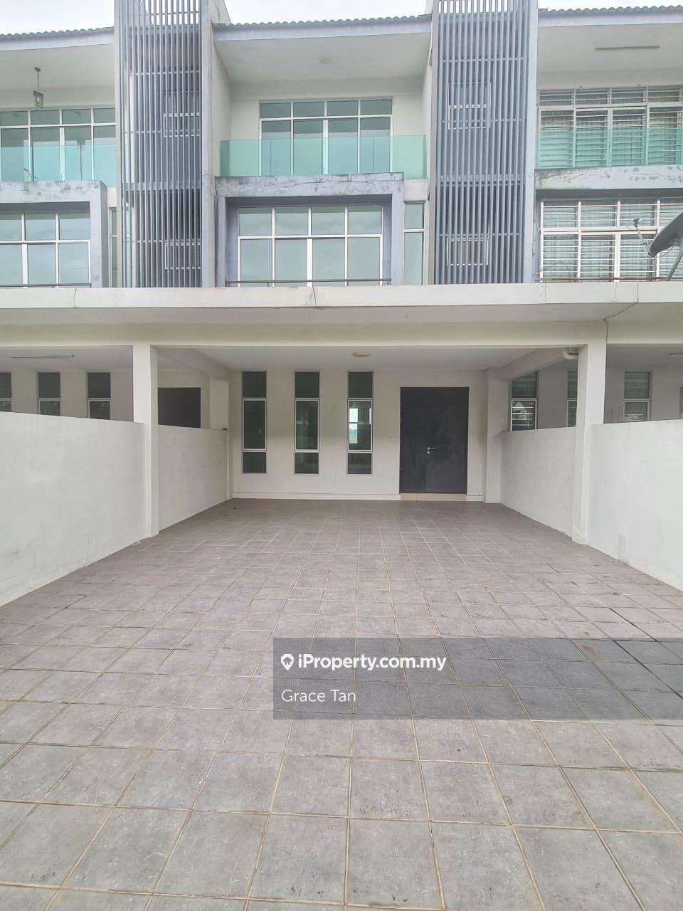 Bangi Avenue 3 Storey , Just Rm5k Entry ,No Need 10% Down-payment 