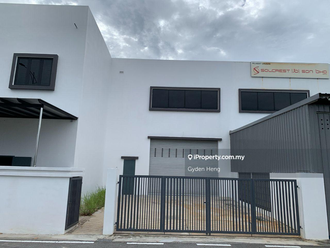 Eco Walk @ Senai 1.5 Storey Terrace Factory