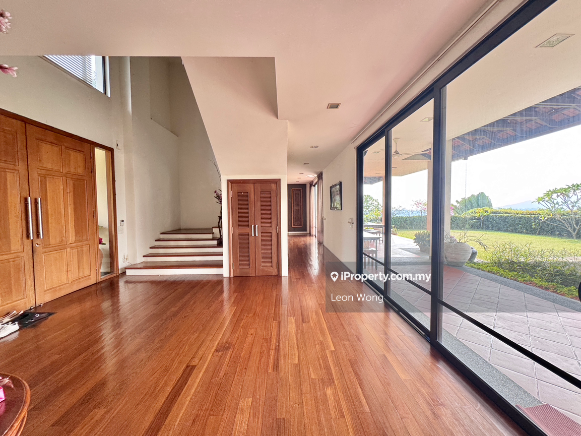 Country Heights Damansara 3.5 Storey Bungalow 