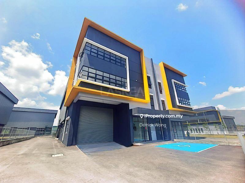 Beside north south highway/ 30 mins to Kl, klia/ industrial park