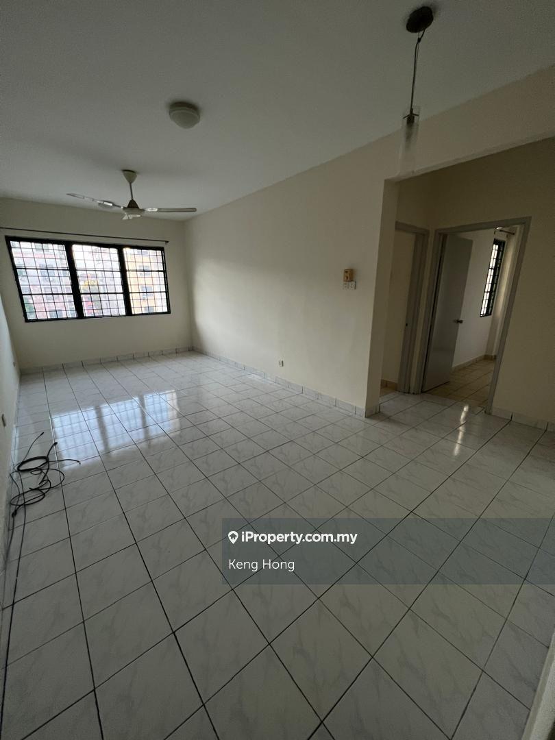 Sd Apartment 2 Bandar Sri Damansara. Freehold New Painting