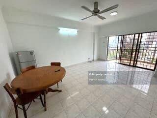 Abadi Villa Condo near Mid Valley