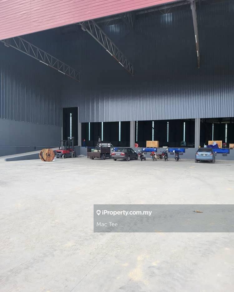 Loading Bay Warehouse for Rent @ Bukit Raja