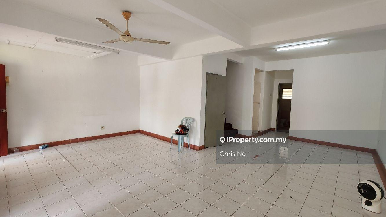 Super Below Market Price Double Storey Terrace Kota Kemuning