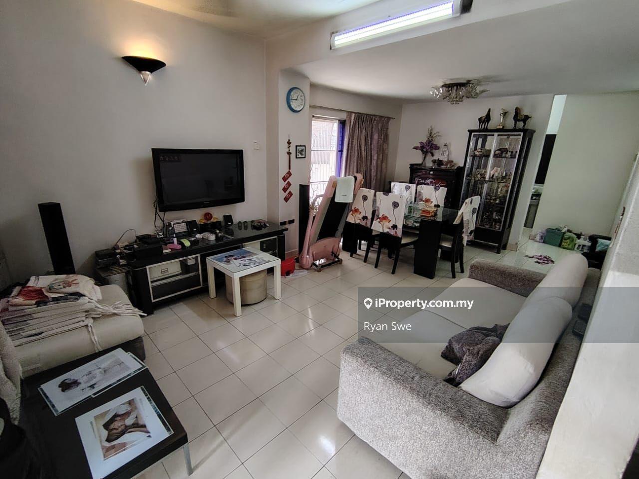 Taman Sri Sinar 2sty Nlot With 10ft land Freehold Below Market Price