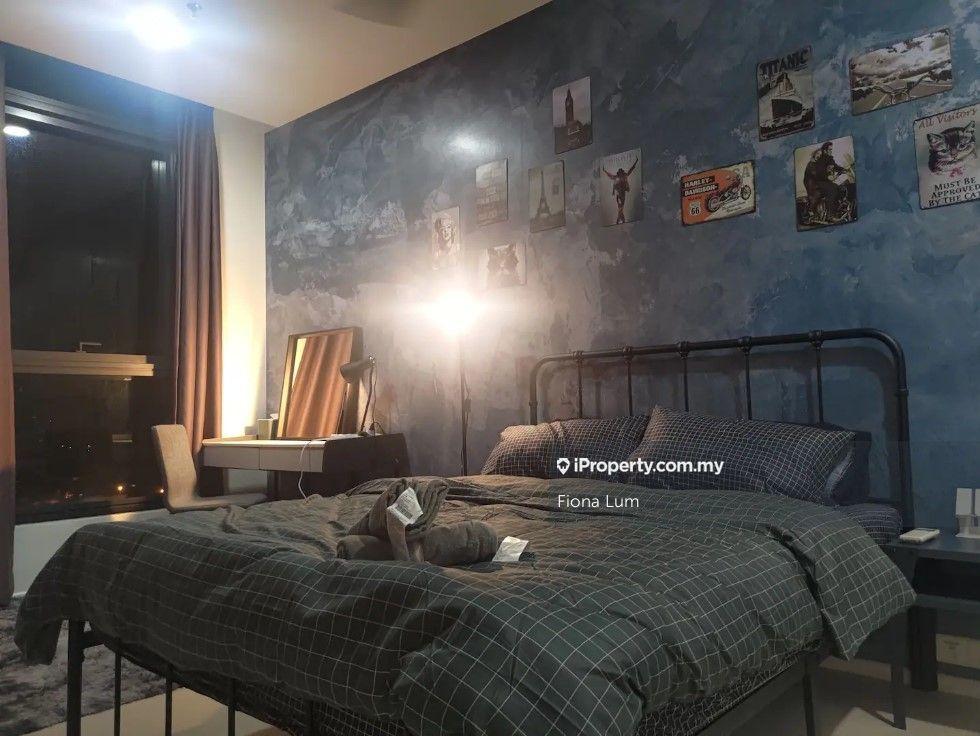 Fully furnish unit below market for sale