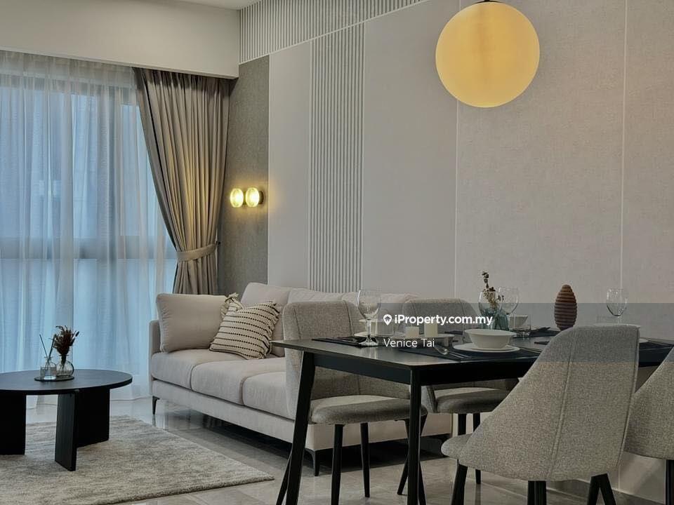 Specialist in Agile Condo Freehold Short Walk to TRX and Bukit Bintang