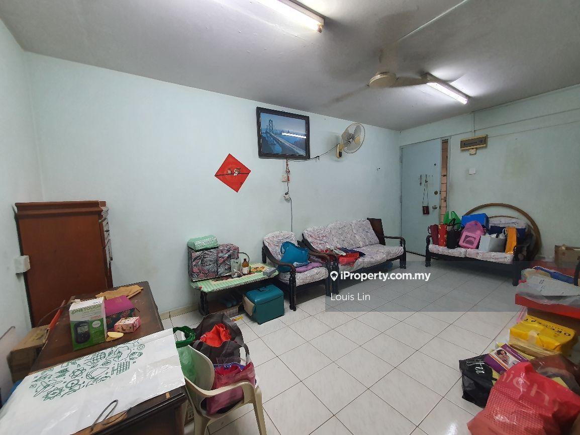 Corner Unit. First Floor. Well Kept