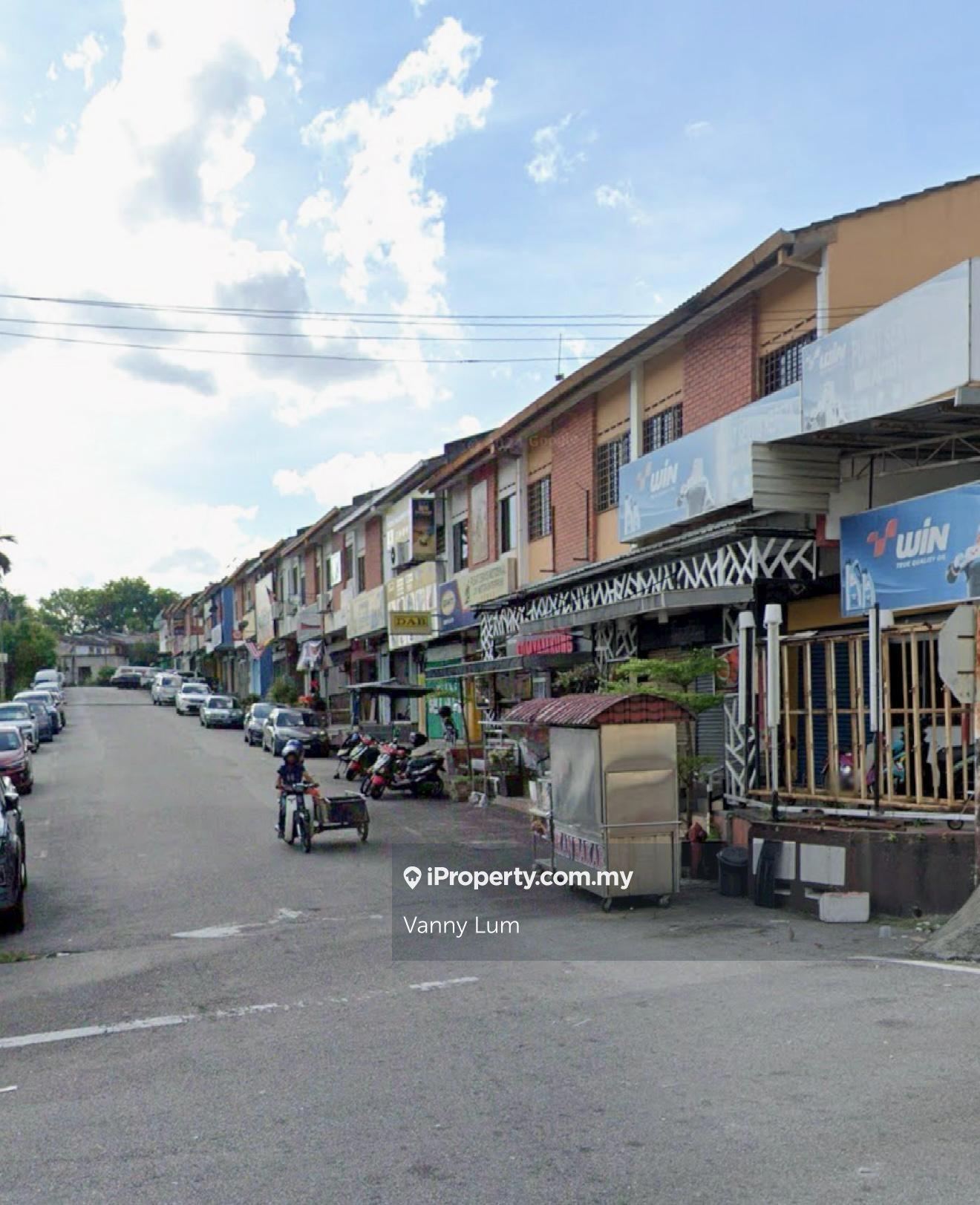 Jalan Semenyih Kajang Restu 2 Storey Shop Office
