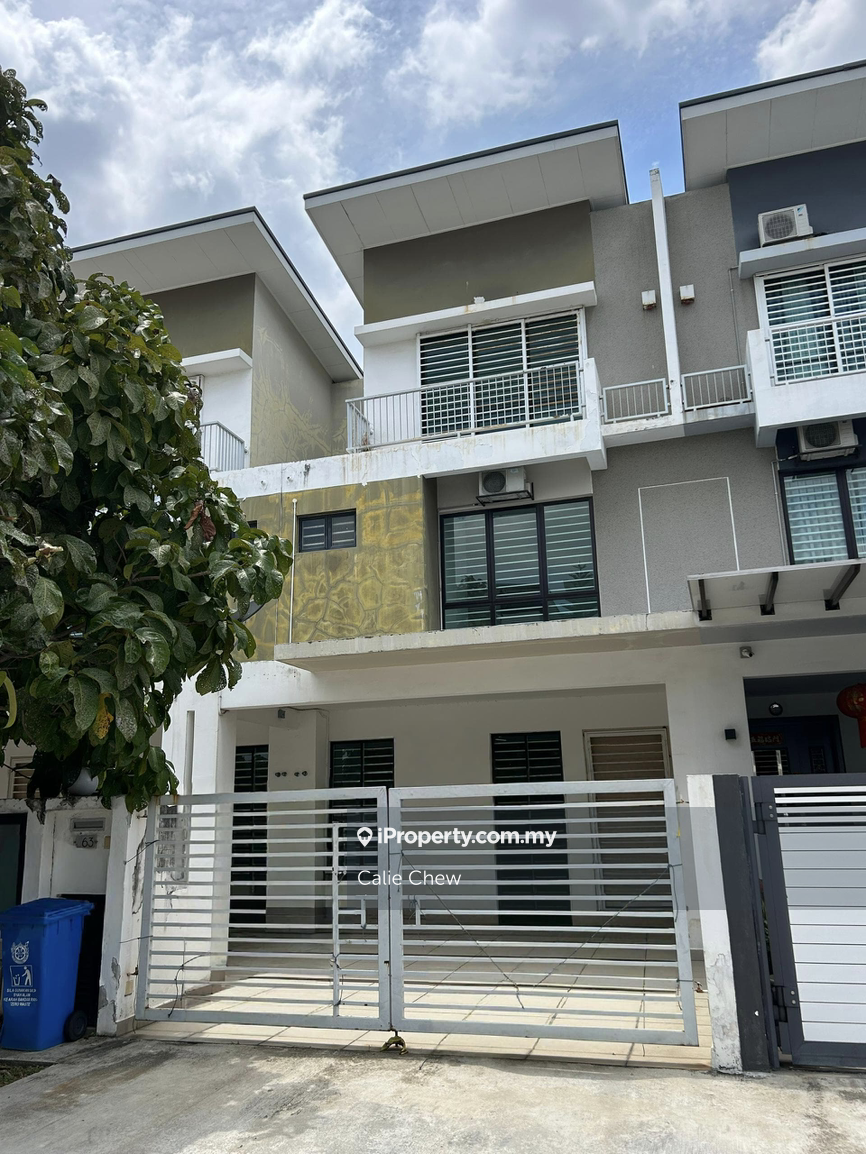 Setia Utama 2,Setia Alam, 2.5 sty basic house for sale