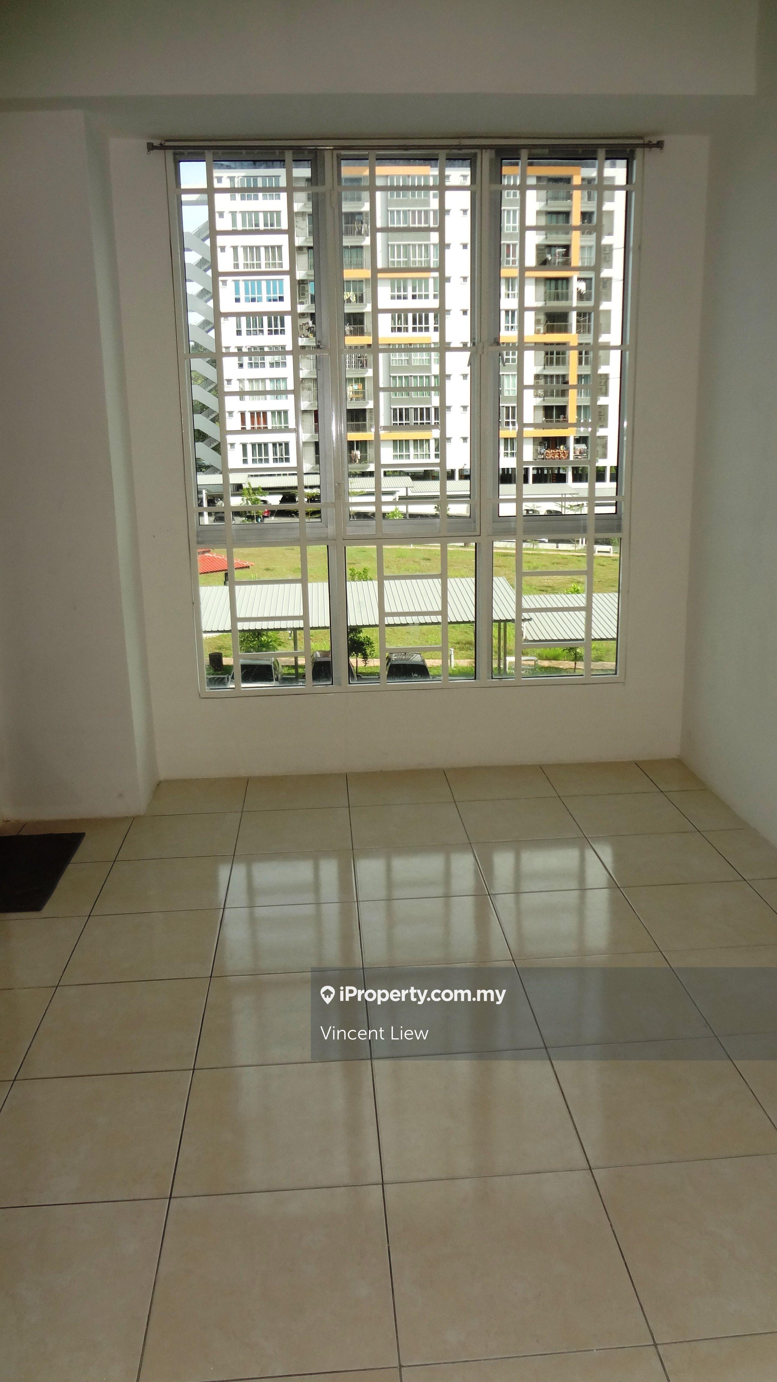 Green Suria Apartment For Sale