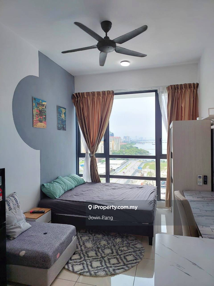 Rare unit available studio in Queensbay area
