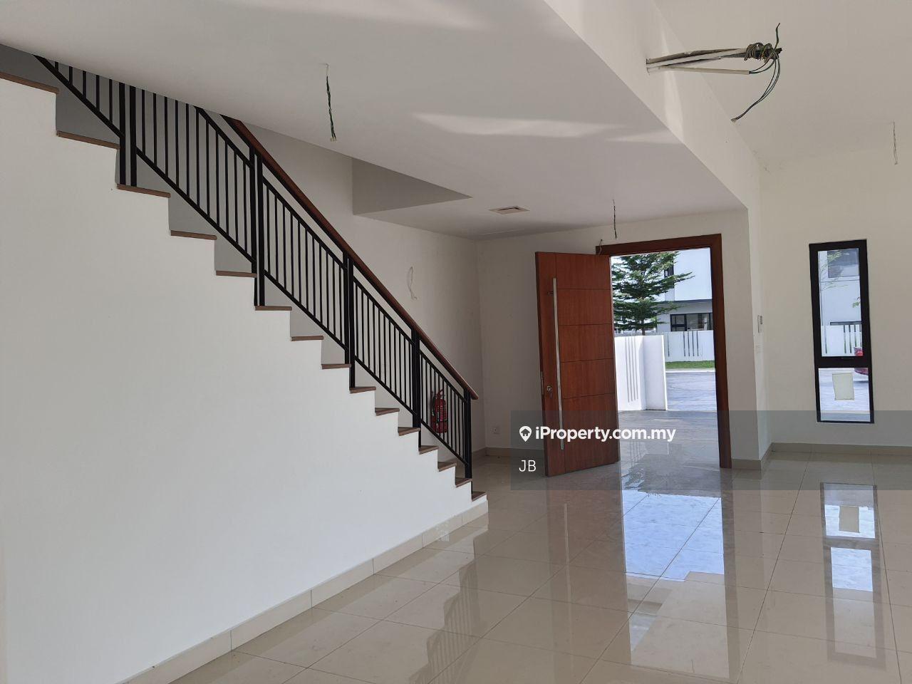 Semi D 2sty house 38x80 Cheria Tropicana Aman