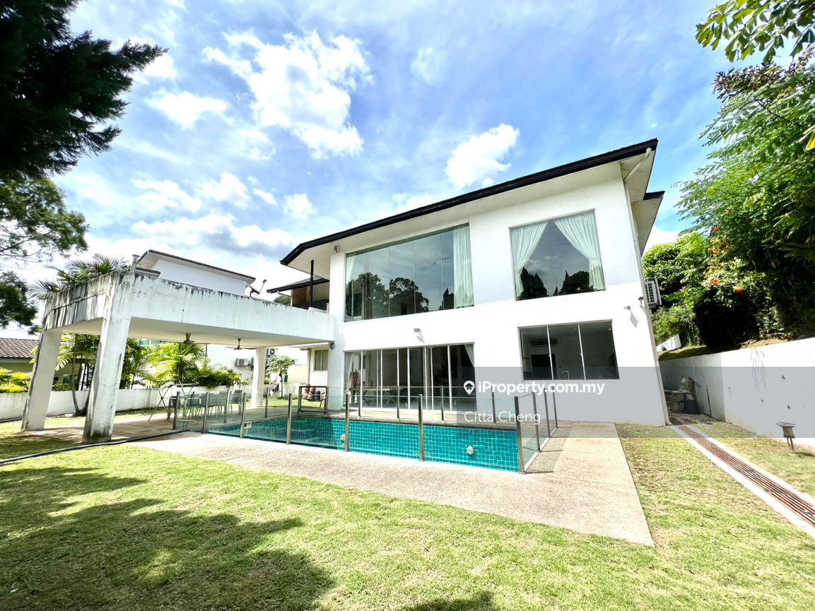 Contemporary Designed Bungalow