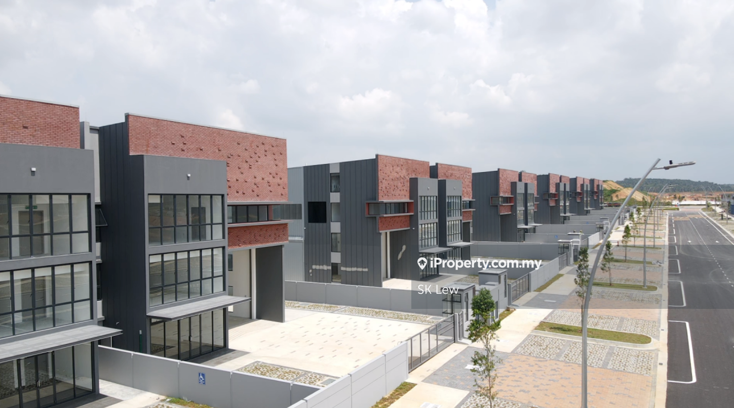 Semi-D Factory at Elmina Business Park