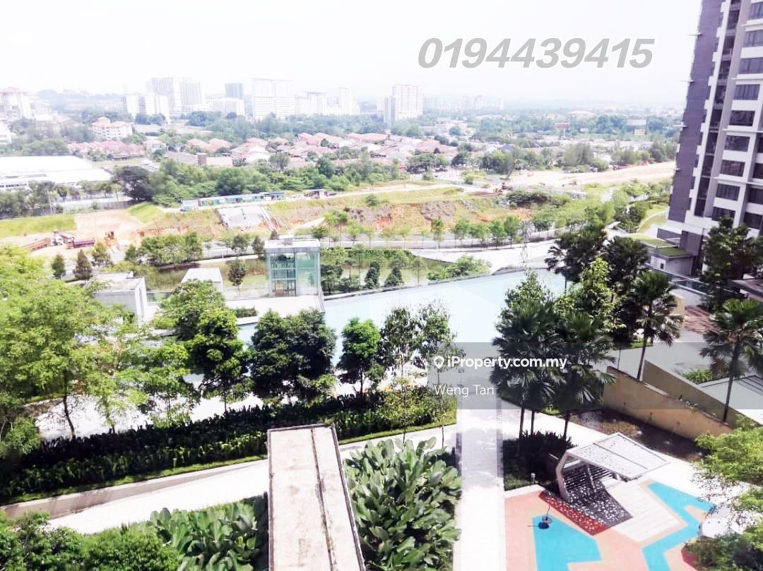 Pandora 2 Bedrooms Unir Facing Swimming Pool (Below Market Price)