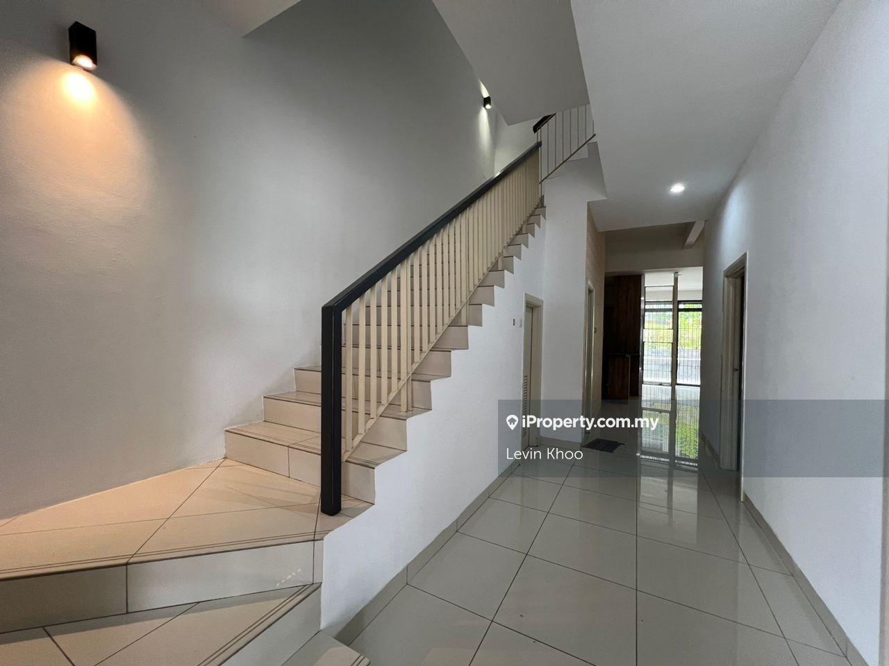 2 Sty Super link @ Lake Club Park home ,Rawang House For Rent