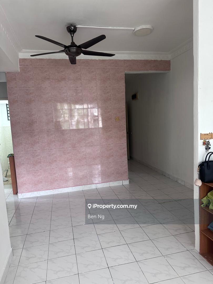 Happy garden flat kucahi lama freehold unit 