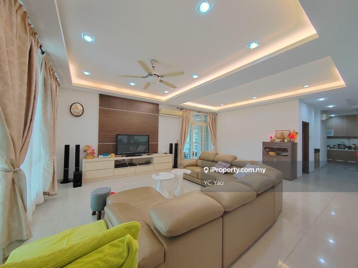 Freehold Renovated 2.5 Storey Semi-D Corner Lot Taman Sentosa Melaka