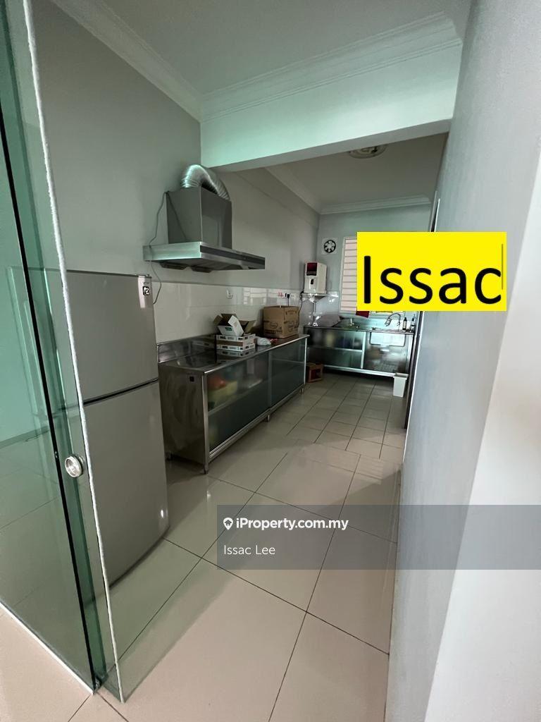 The oasis Condo