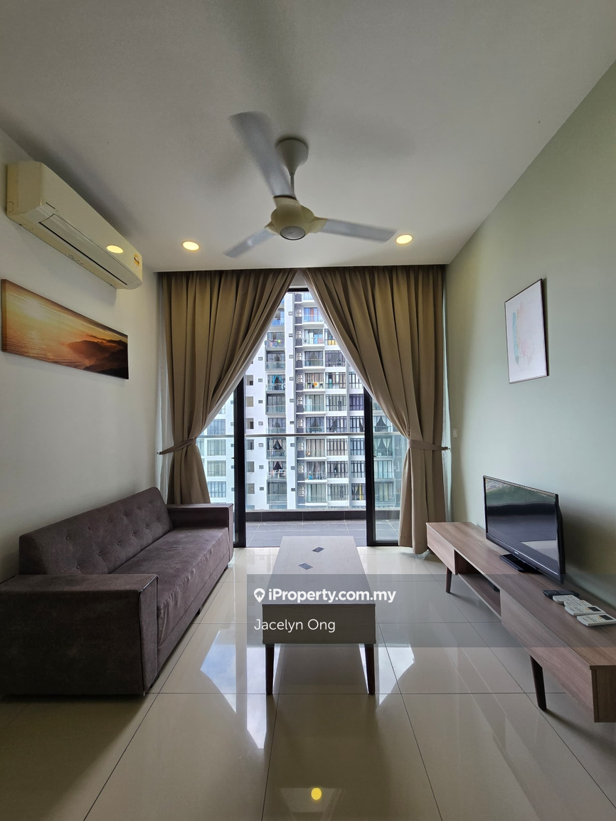 Good condition/D pristine/medini/tuas/2bedroom/rm2000