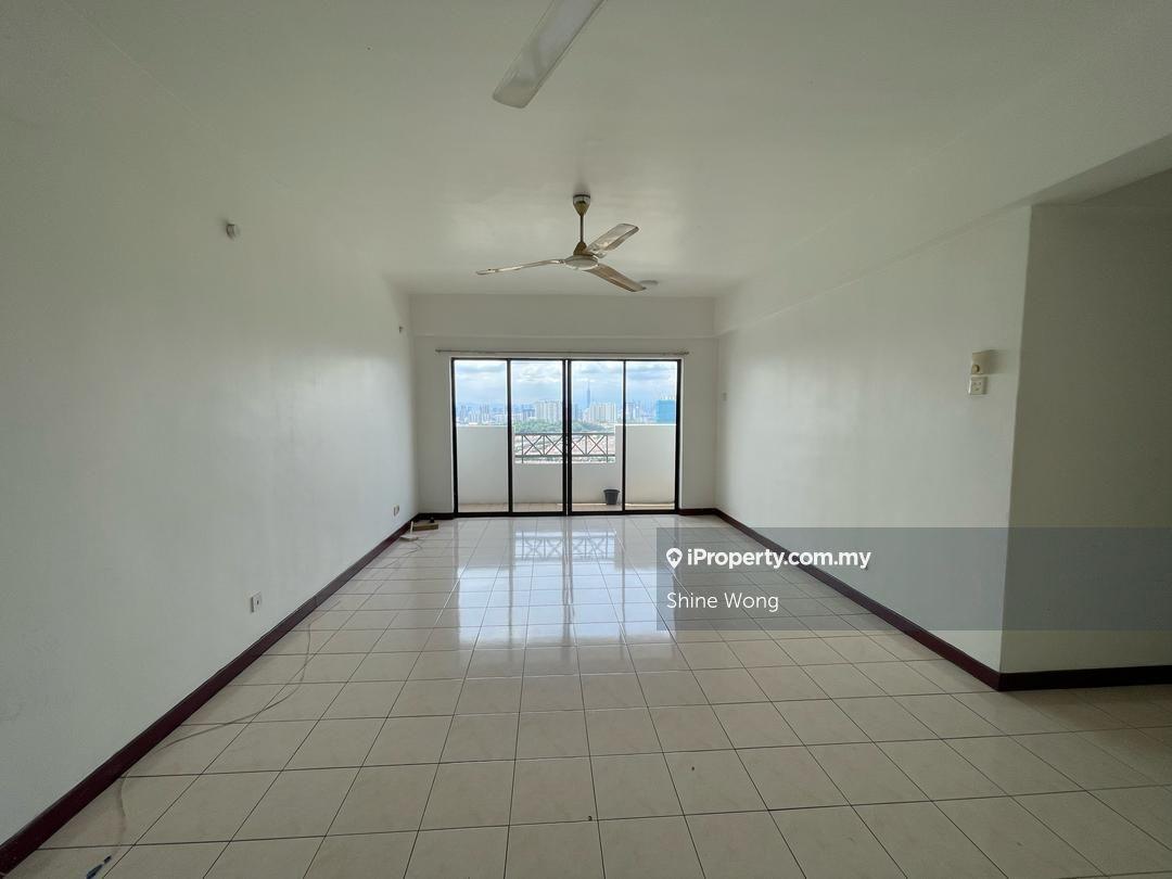 Selling Below Market Price!! Near To LRT Station
