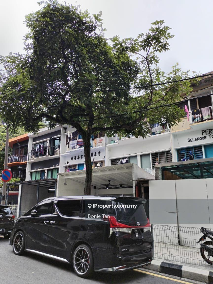 3 stroey shoplot @ Jalan Berangan KL For Sale