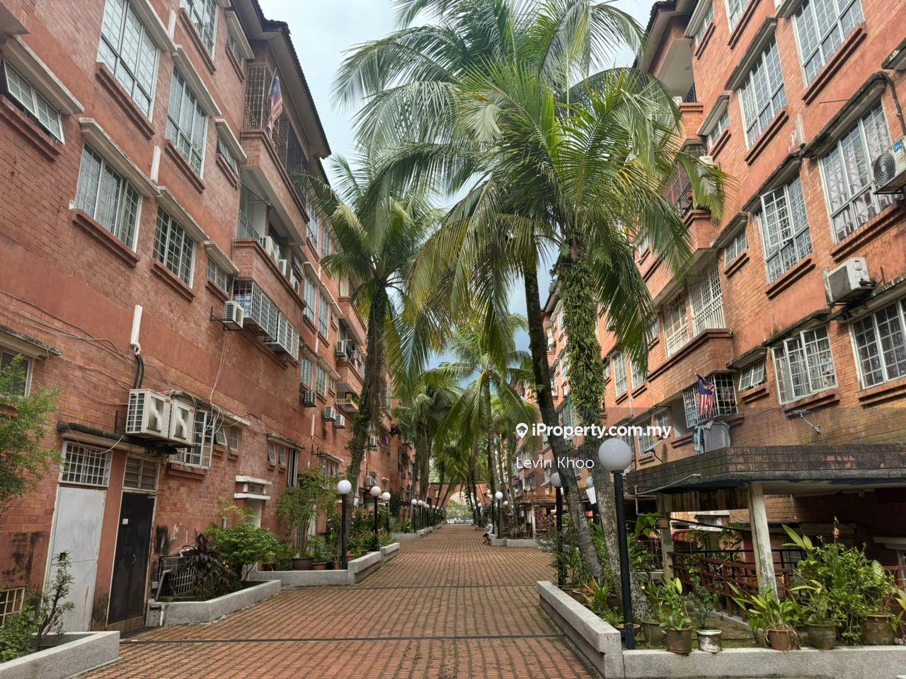 Below Market 1st Floor Red Ruby Shop Apartment @ Seri Kembangan