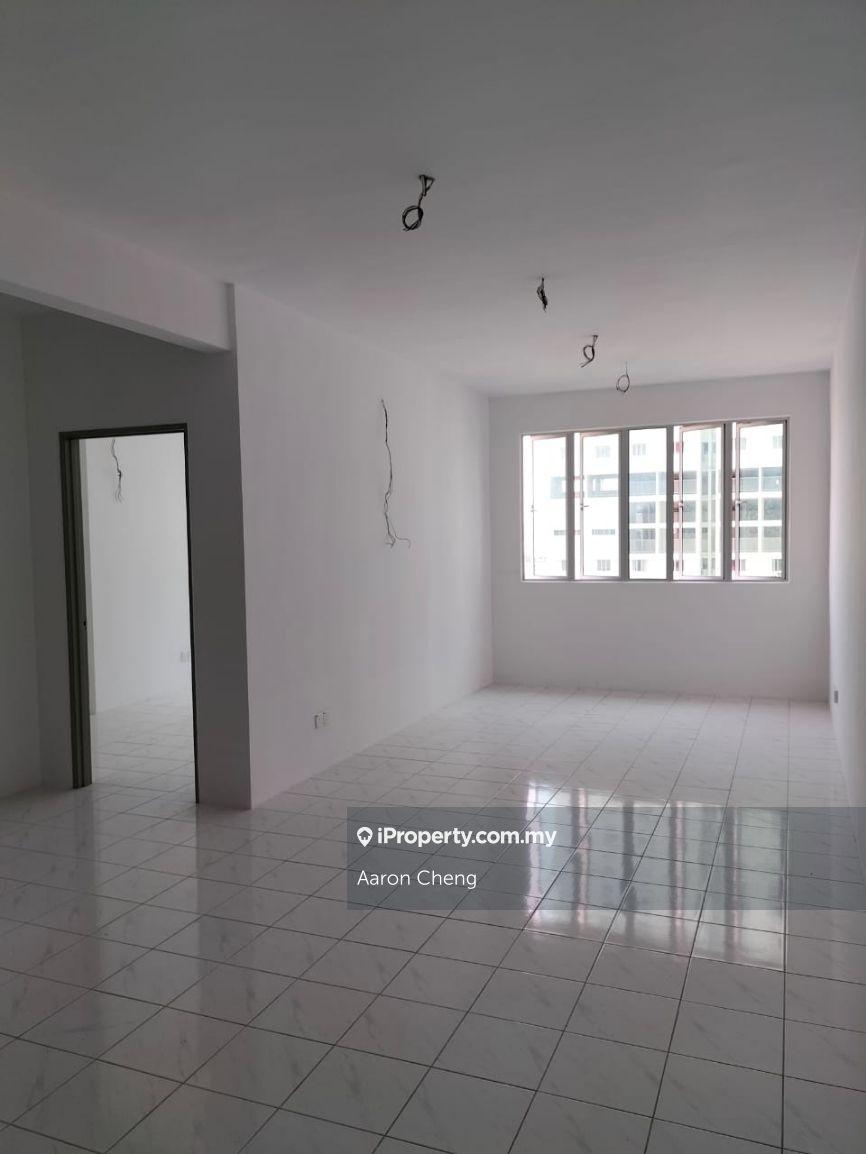 Affordable Cityview Living in Georgetown Partially Furnished 3 Bedroom