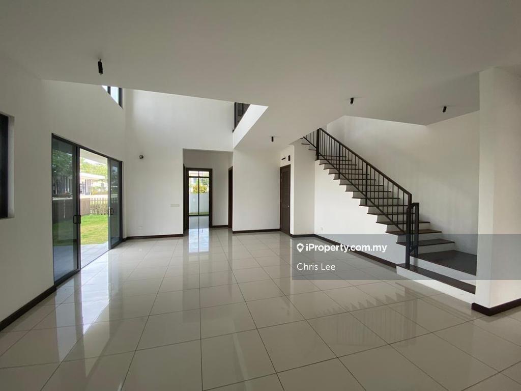 Terraza Garden @ Eco Sanctuary, Corner Lot For Sale