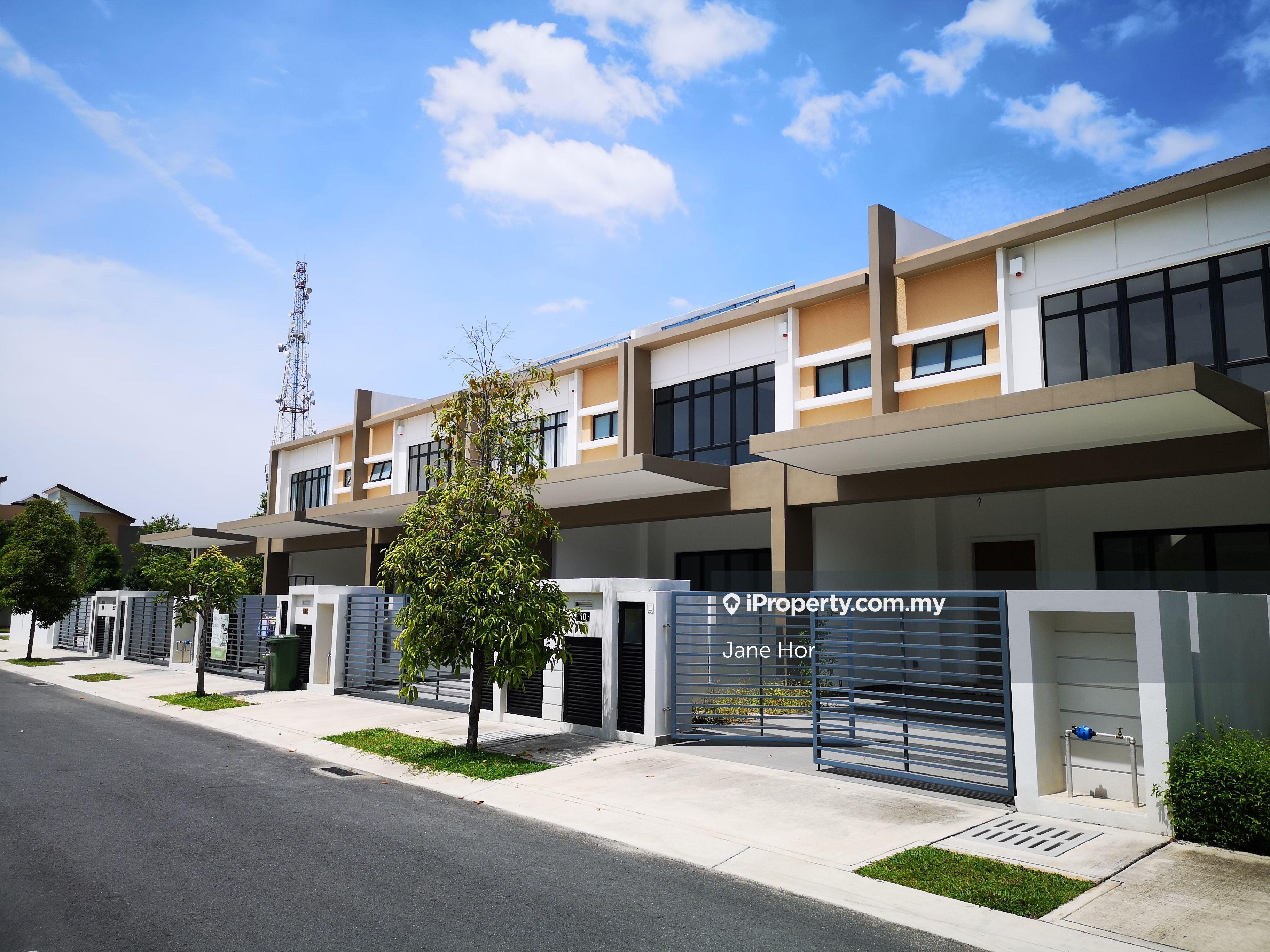 2 Storey Terraces house Puchong South Sierra 3 well maintained