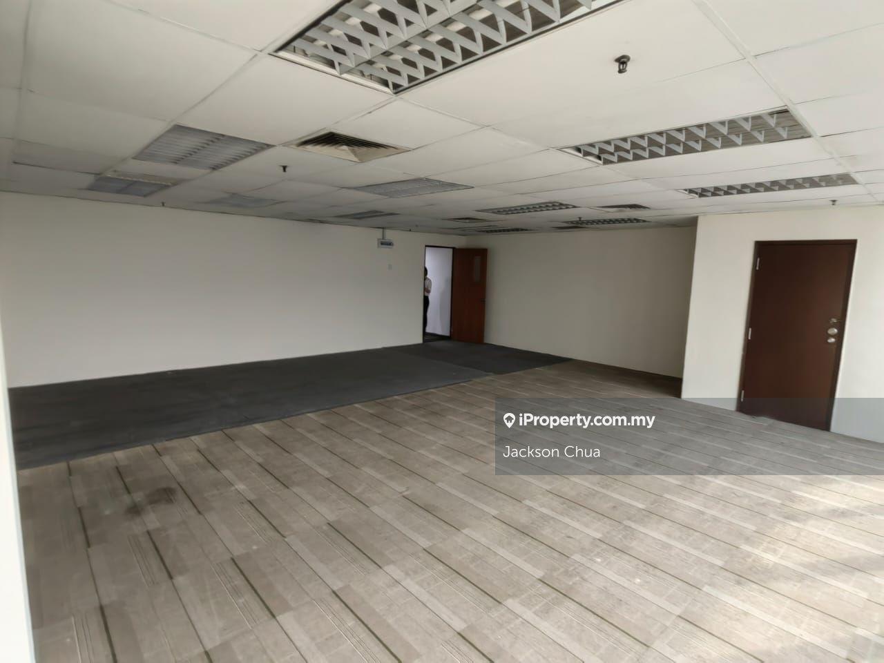 Menara summit 