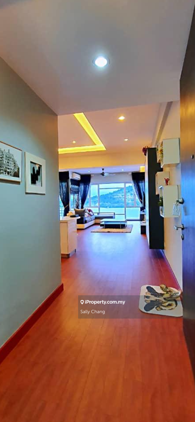 Baystar Condominium, Bayan Lepas Queensbay Mall