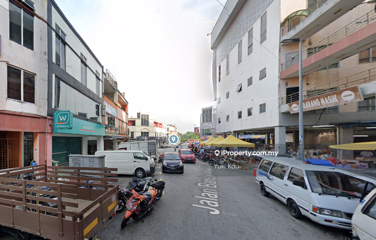 3 Storey Rawang Shop For Sale !!