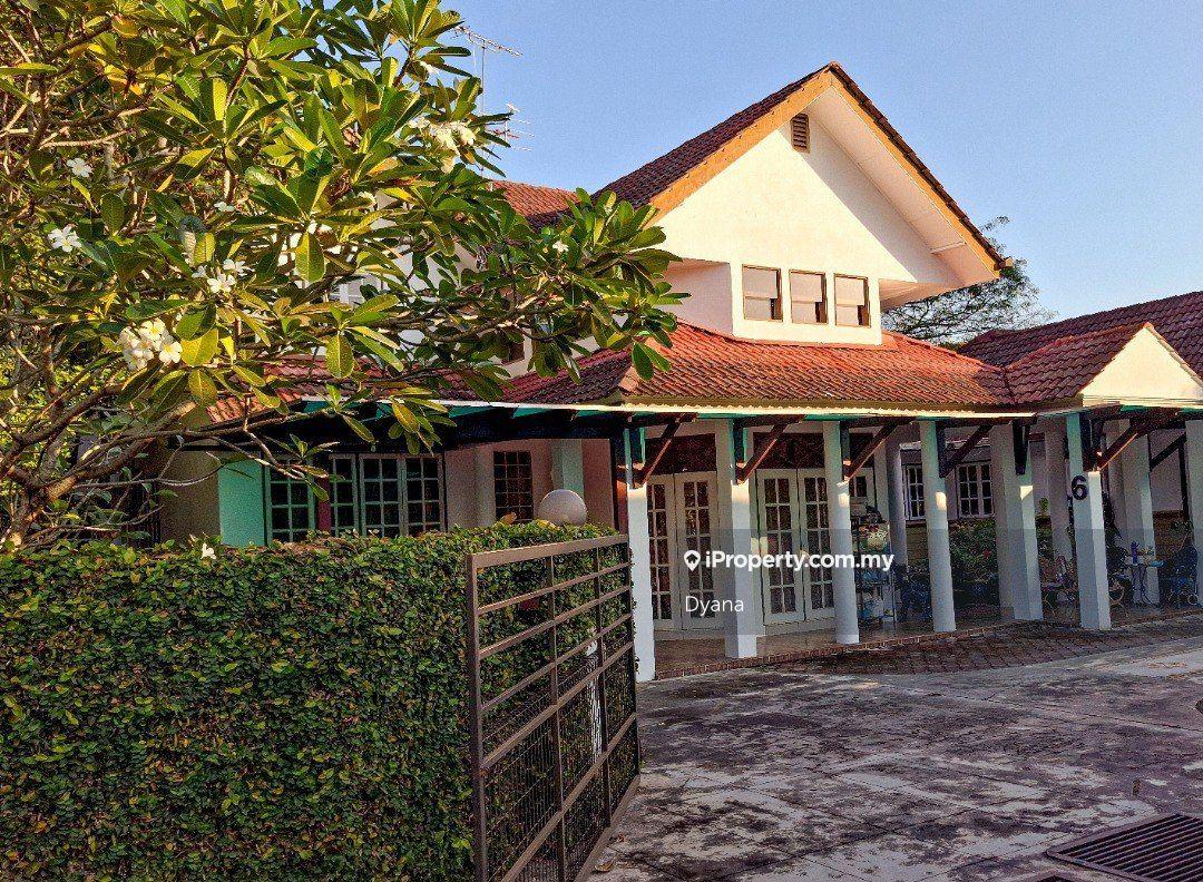 For Sale: 2 Storey bungalow in Seksyen 3, Bandar Baru Bangi, Selangor