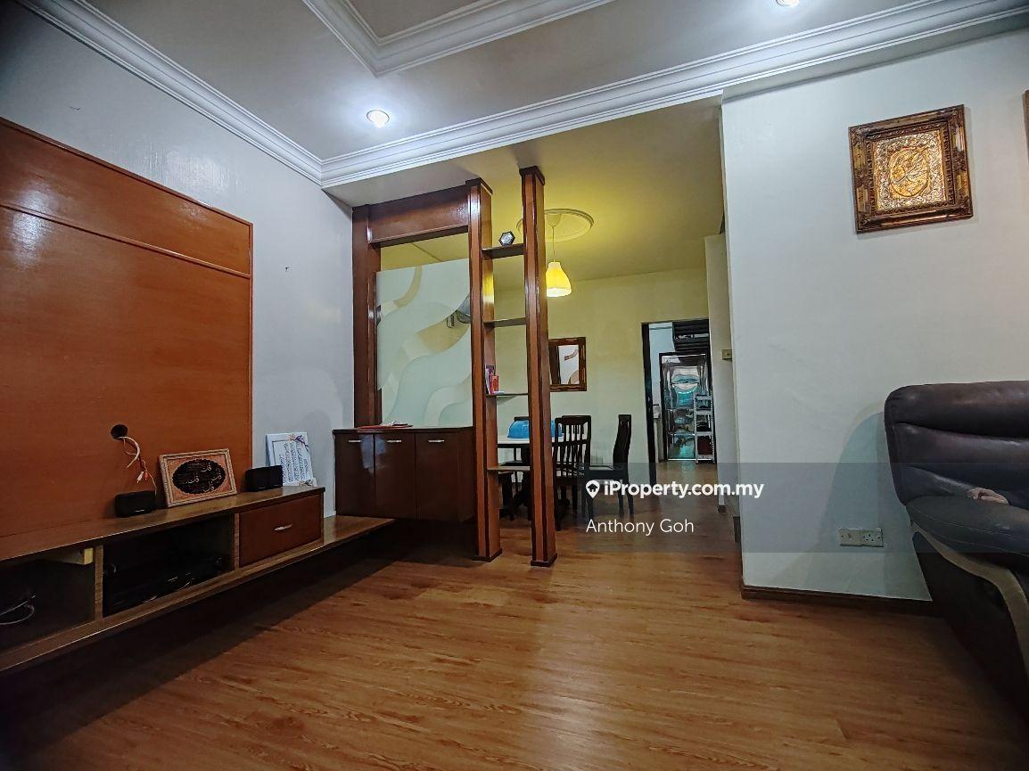 Renovated 2 Storey Terrace House Taman Tasek Indah