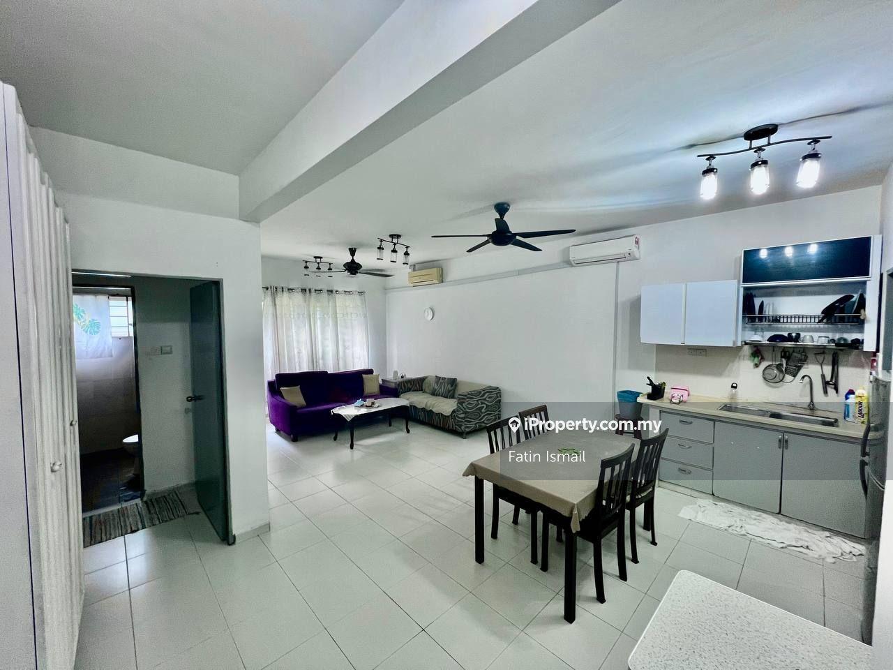 Cheapest, ground floor unit, good location! Near LRT, good investment!