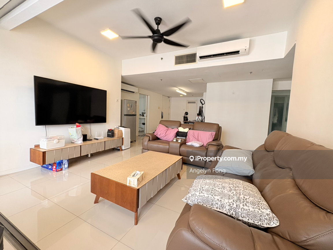 Mont kiara izen kiara 2 surrounding by shopping malls for sale