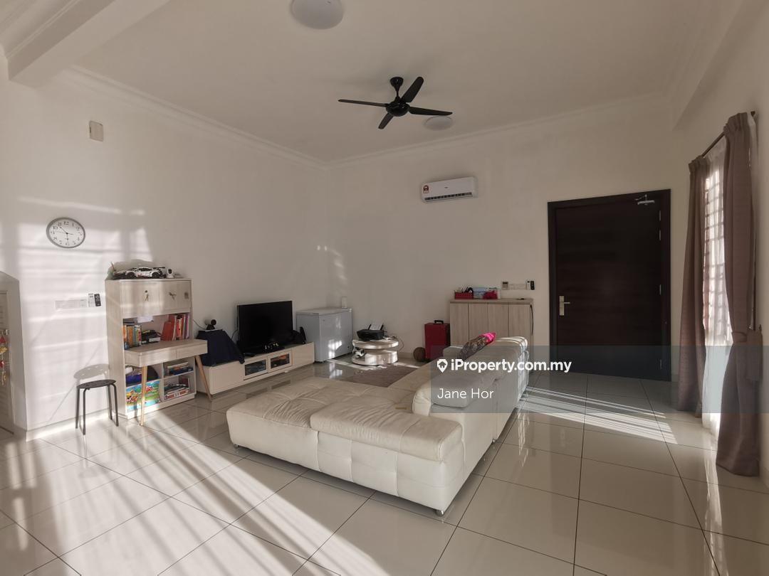 Townhouse for Sale
