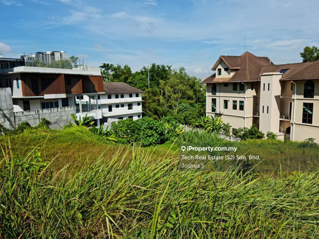 Bungalow land for Sale