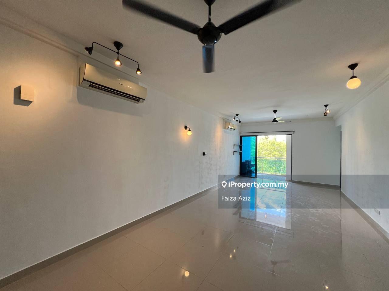Newly Repainted and Spacious Unit Next to MMU Cyber & D'Pulze Mall