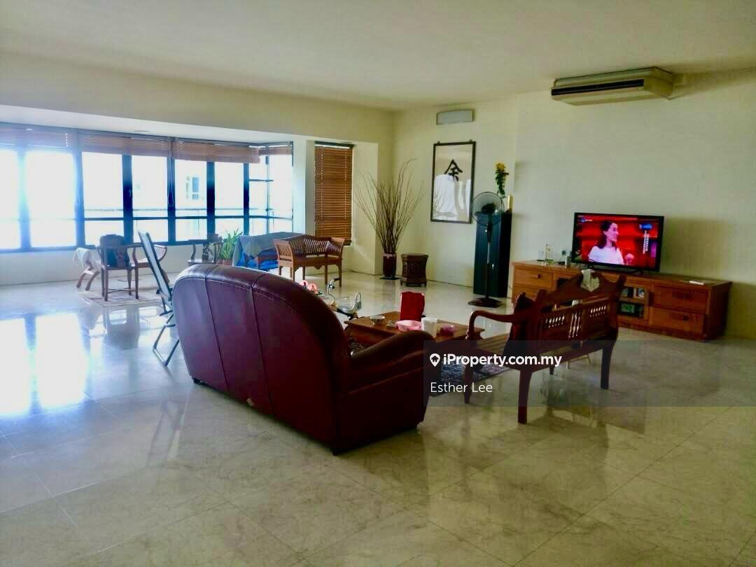 The Regency fully seaview at Gurney Drive