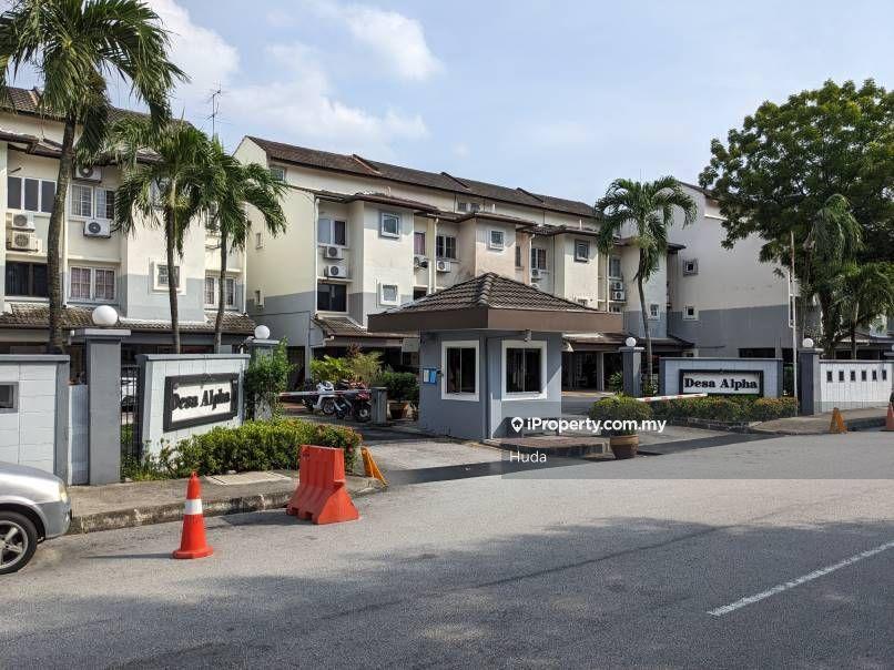 Desa Alpha Jalan Ipoh upper townhouse with tenant