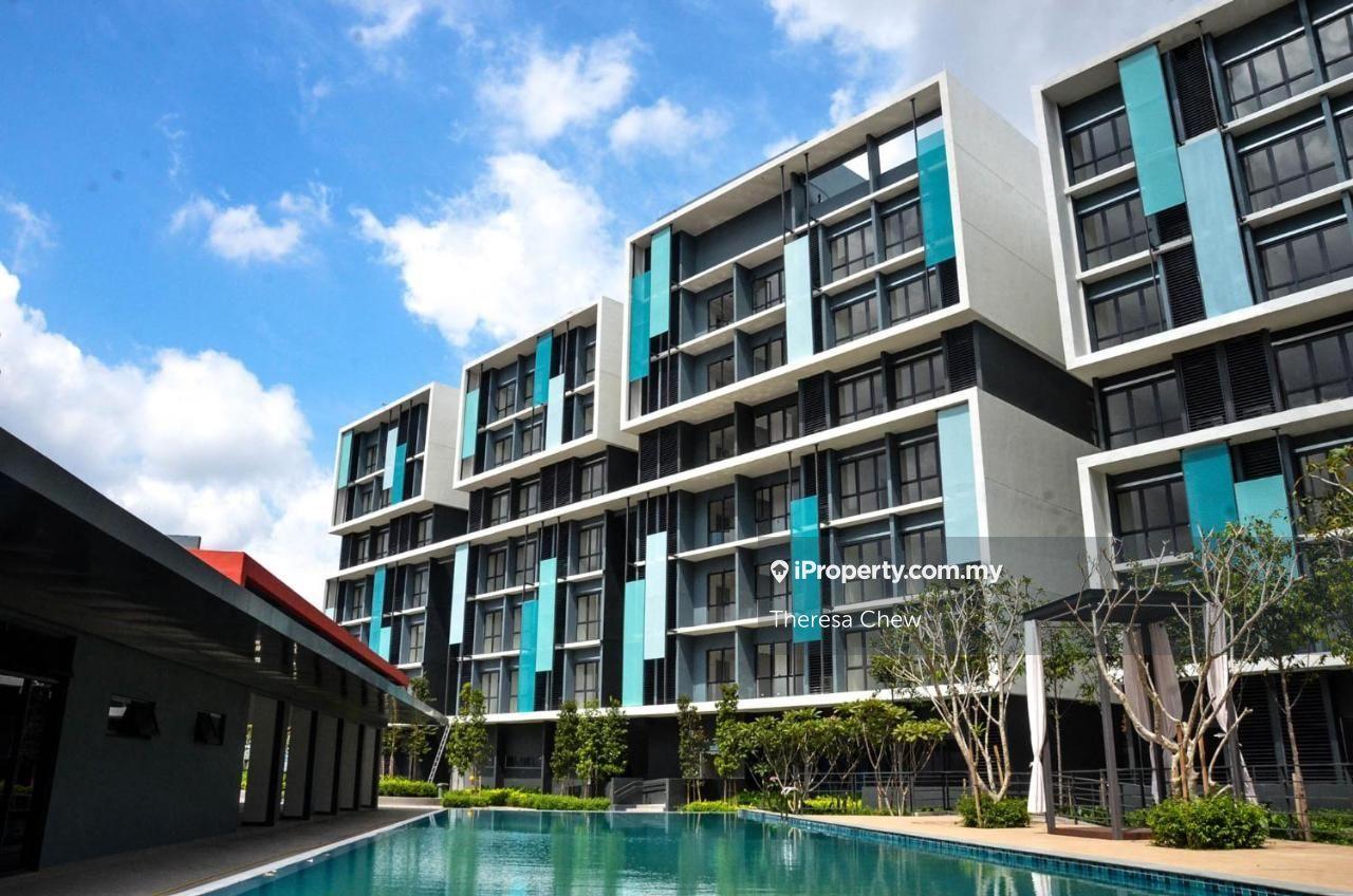 Core Soho Suites Partially Furnished Studio With Balcony