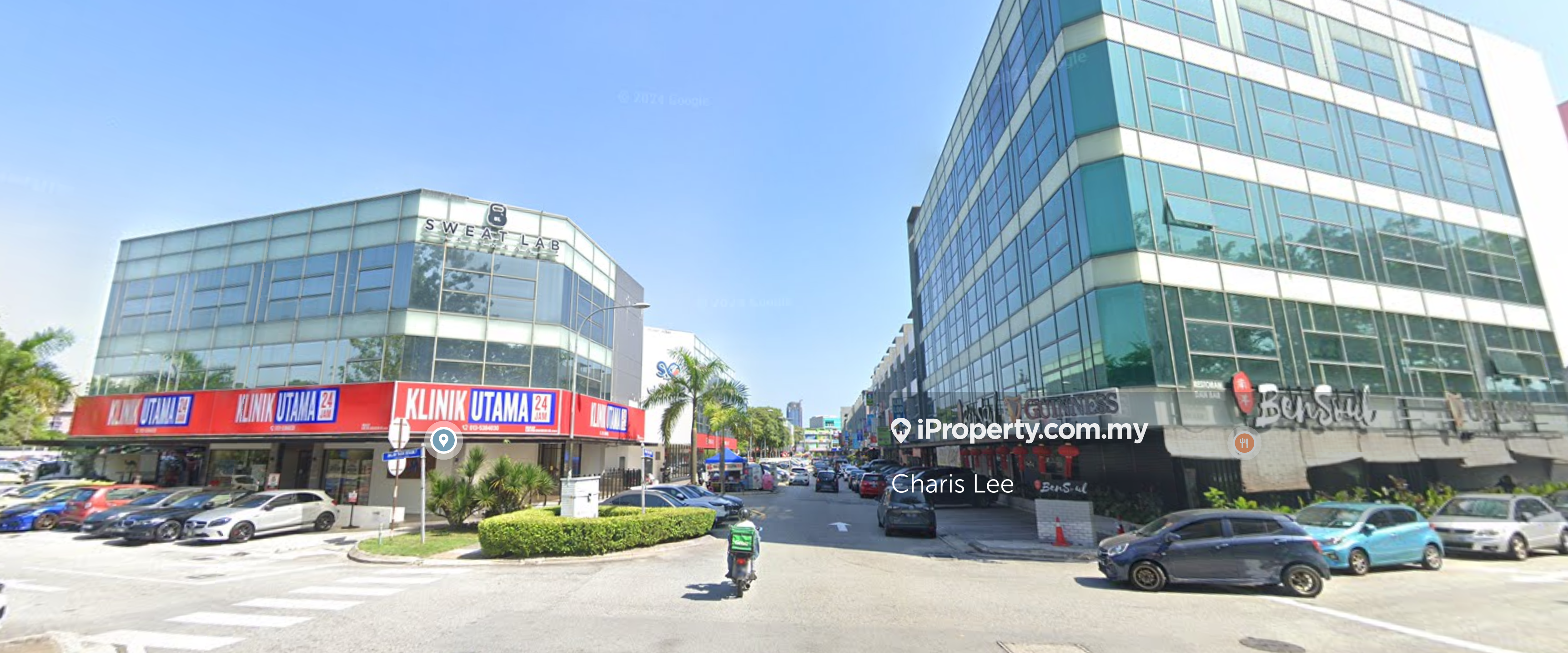 Large Corner Shoplot. Excellent frontage and visibility. Rare stock