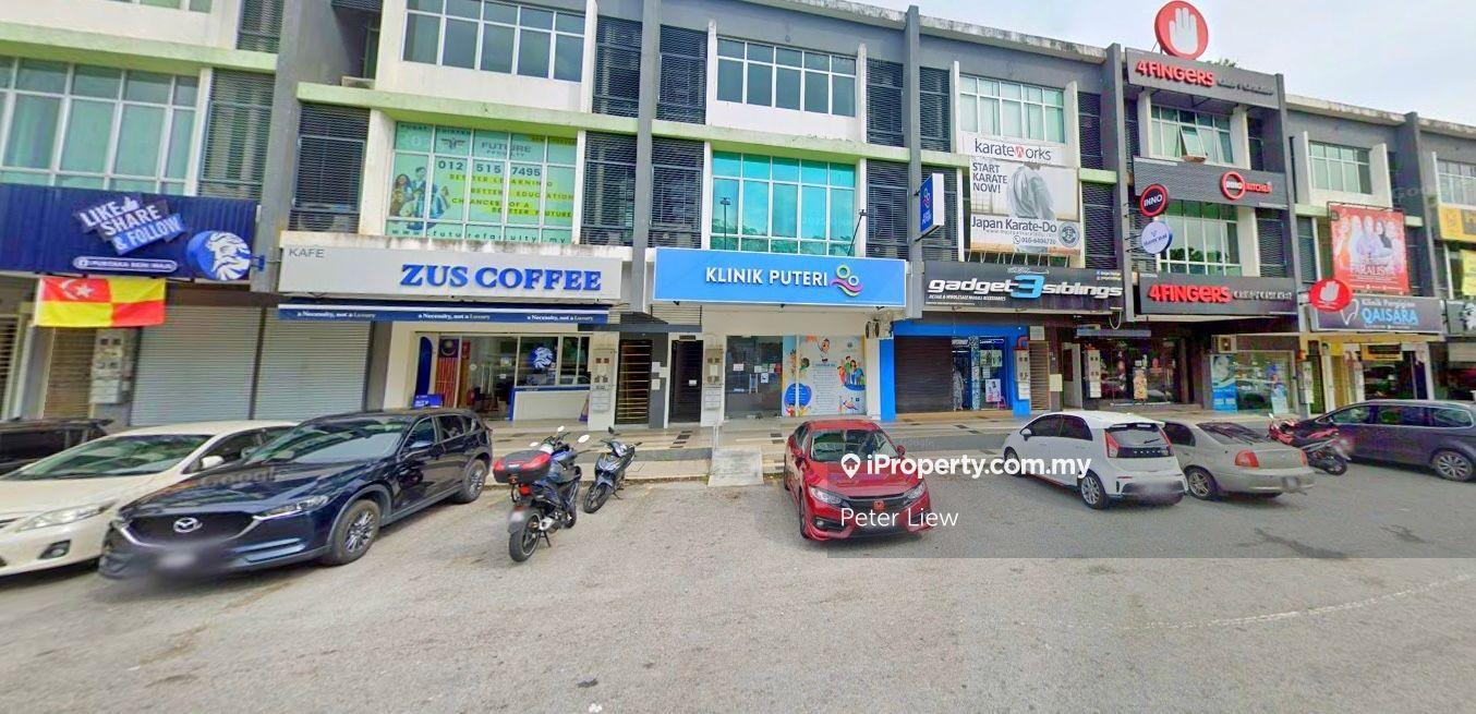 Good Buy Shop At Bangi, Booming Area, Fully Tenanted, Good Roi