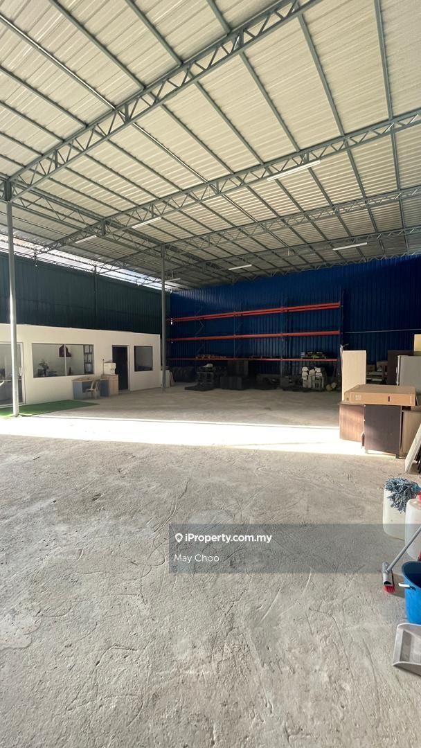Bukit minyak warehouse for rent